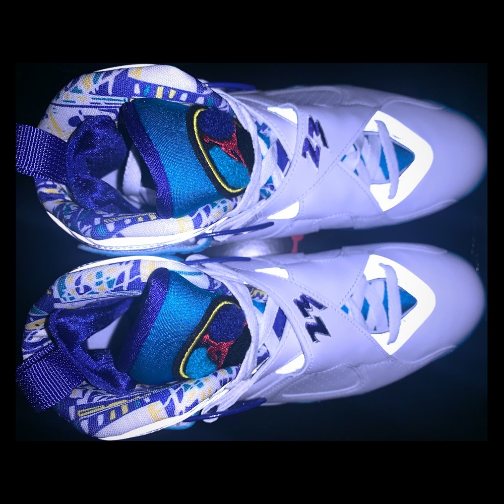 Women’s Jordans Retro 8